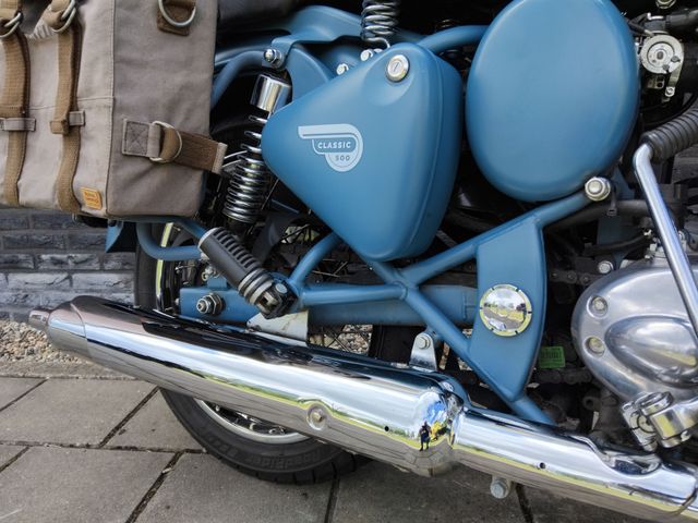 royal-enfield - classic-500