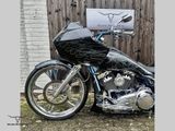 HARLEY-DAVIDSON ROAD GLIDE FLTRI