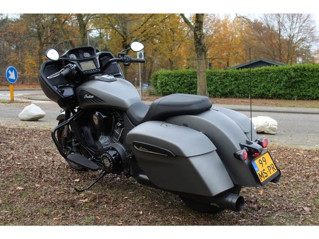 indian - challenger-dark-horse