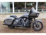 INDIAN MOTORCYCLE CHALLENGER DARK HORSE