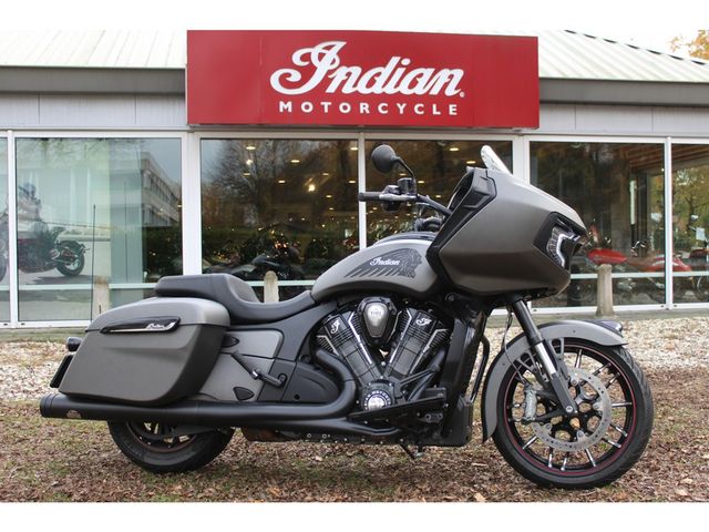 indian - challenger-dark-horse