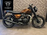 TRIUMPH STREET TWIN