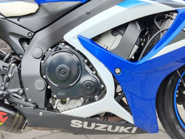 suzuki - gsx-r-750