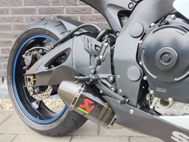 suzuki - gsx-r-750