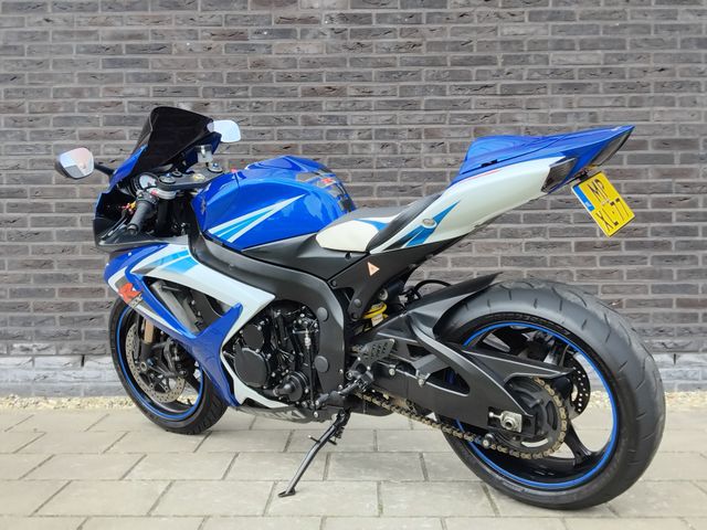 suzuki - gsx-r-750