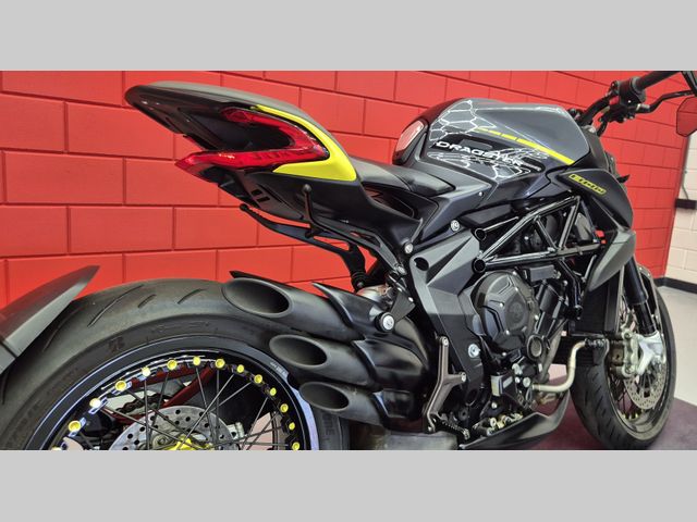 mv-agusta - brutale-800-dragster-rr