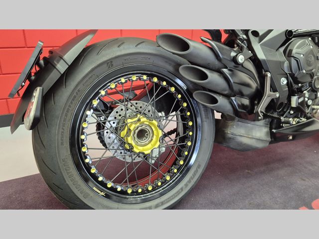 mv-agusta - brutale-800-dragster-rr