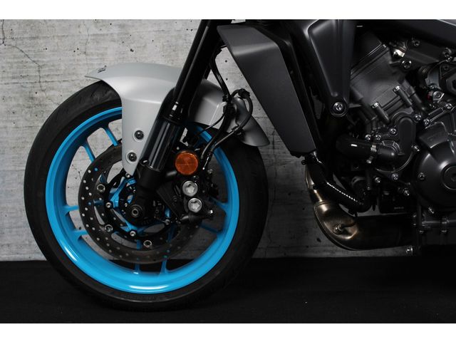 yamaha - mt-09-y-amt
