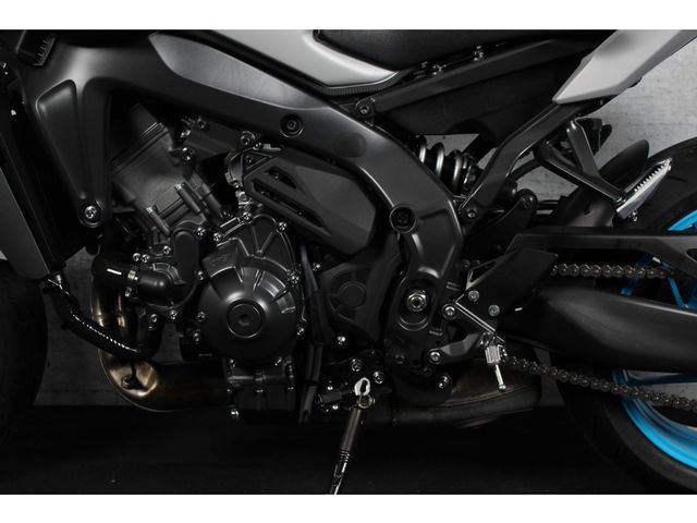 yamaha - mt-09-y-amt