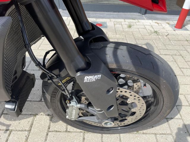 ducati - hypermotard-950