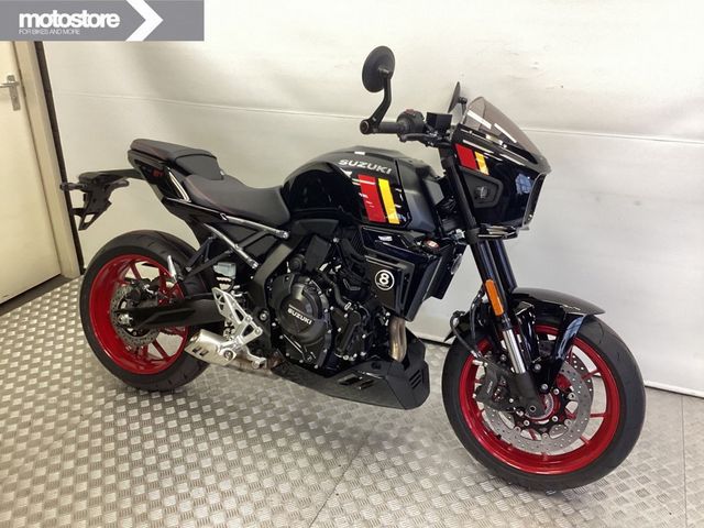 suzuki - gsx-8tt
