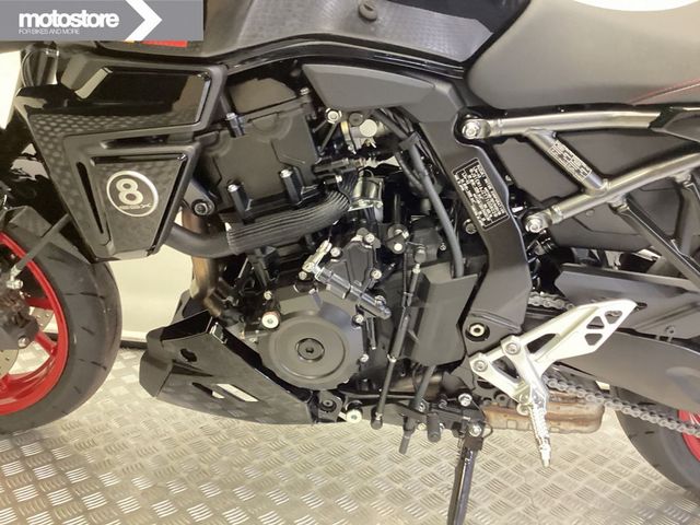 suzuki - gsx-8tt