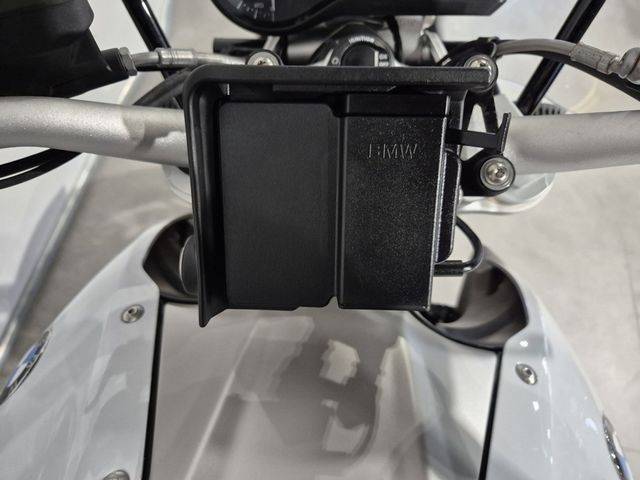 bmw - r-1200-r