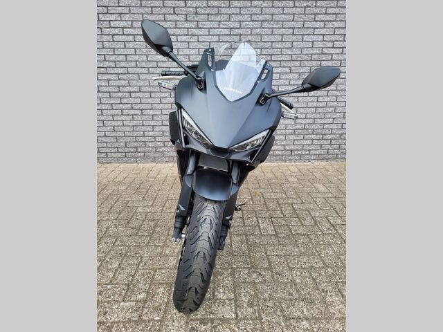 honda - cbr-500-r-abs