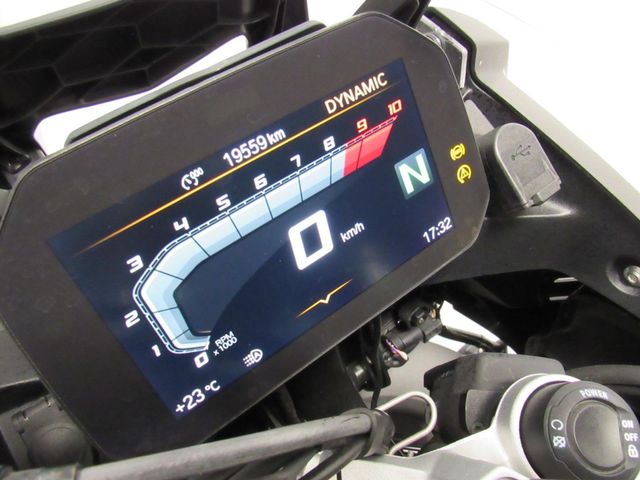 bmw - f-850-gs-adventure-40-years-edition
