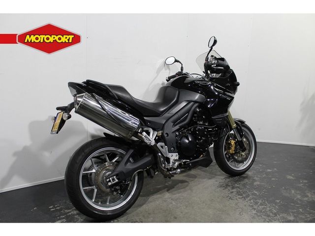 triumph - tiger-1050