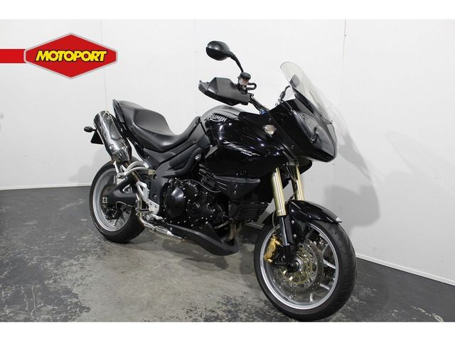 triumph - tiger-1050