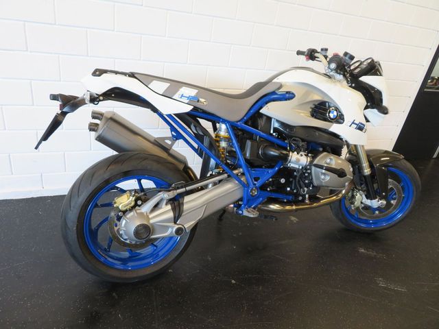 bmw - hp-2-megamoto