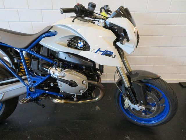 bmw - hp-2-megamoto