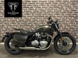TRIUMPH BONNEVILLE BOBBER