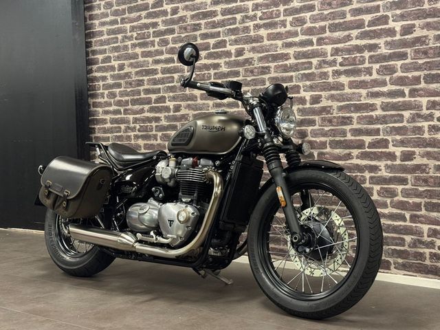 triumph - bonneville-bobber