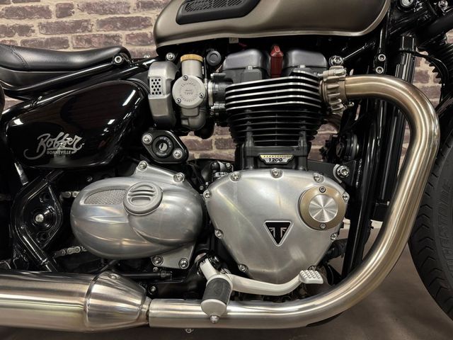 triumph - bonneville-bobber