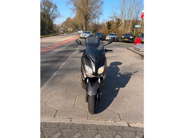 yamaha - x-max-250