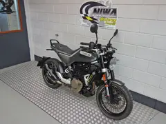 Husqvarna Svartpilen 401 2021 occasion – foto 3 van 7