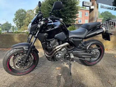 YAMAHA MT 03 – foto 2