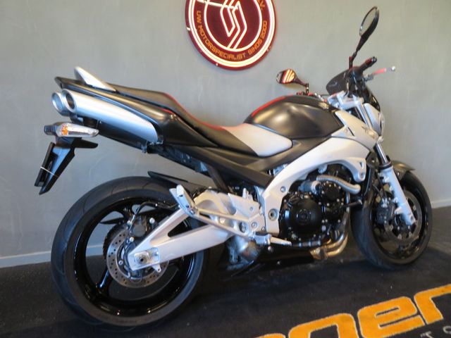 suzuki - gsr-600-a
