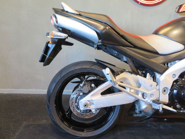 suzuki - gsr-600-a