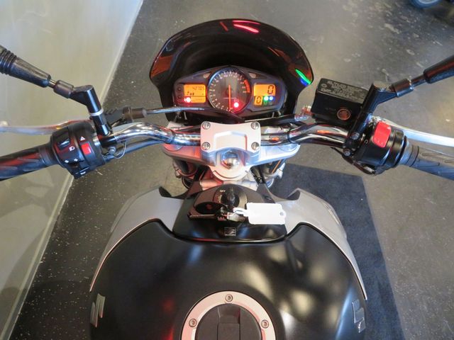 suzuki - gsr-600-a