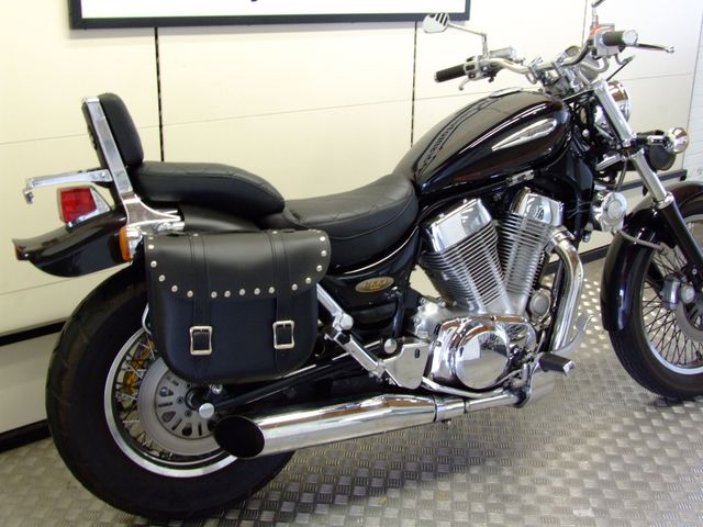 suzuki - vs-1400-intruder