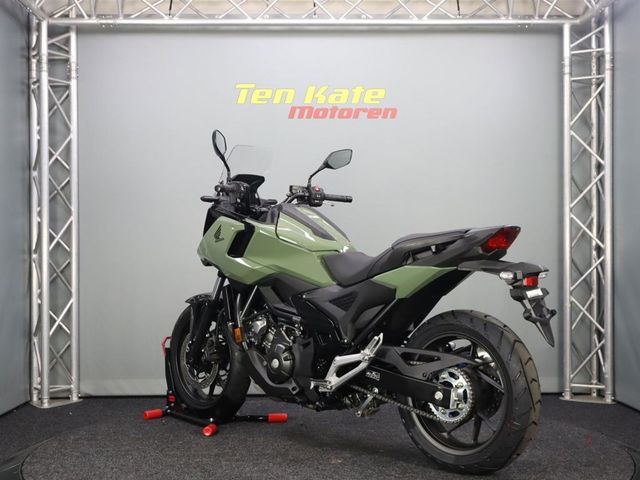 honda - nc-750-x-dct