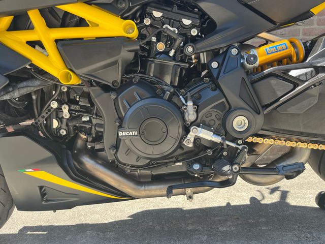 ducati - diavel-1260-s