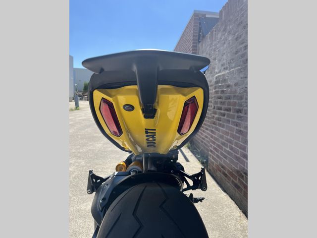 ducati - diavel-1260-s