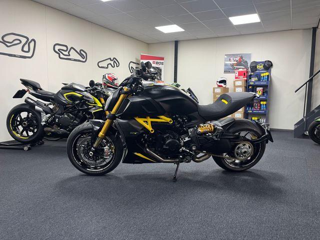ducati - diavel-1260-s