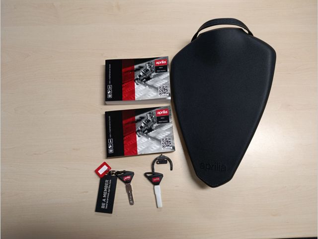 aprilia - rsv-4-1100