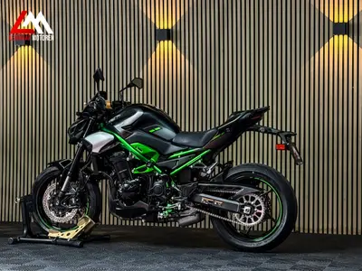KAWASAKI Z900 PERFORMANCE – foto 4
