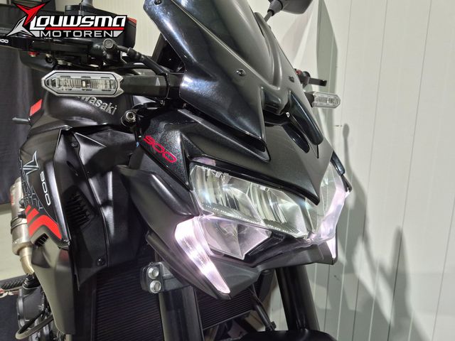 kawasaki - z900