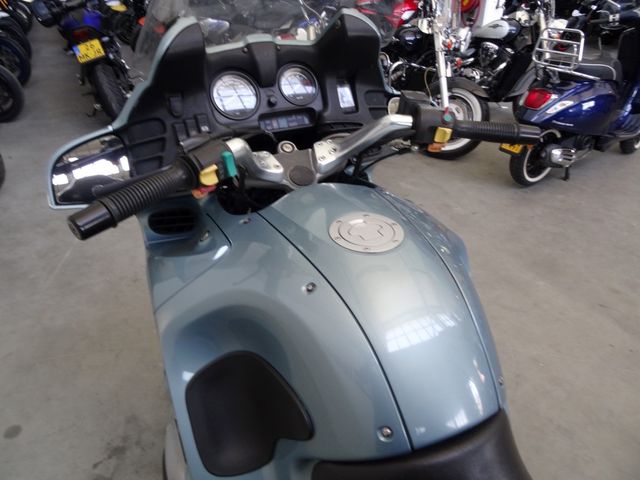 bmw - r-1100-rt