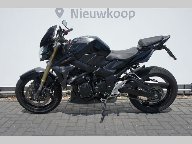 suzuki - gsr-750-a