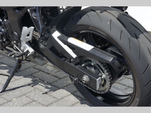 suzuki - gsr-750-a
