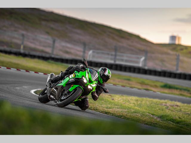 kawasaki - ninja-zx-6r