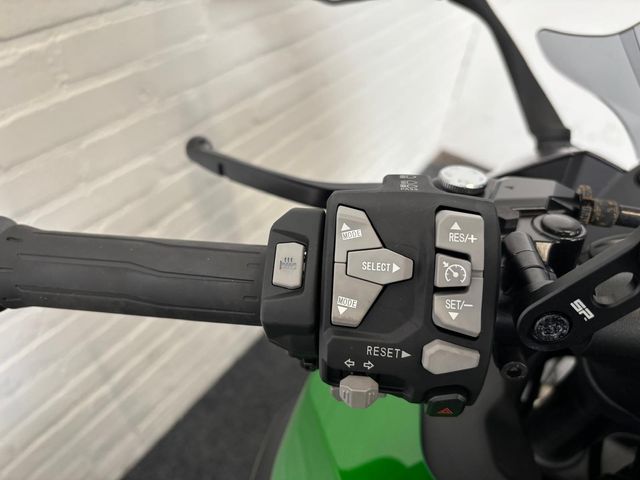 kawasaki - ninja-1000sx-tourer