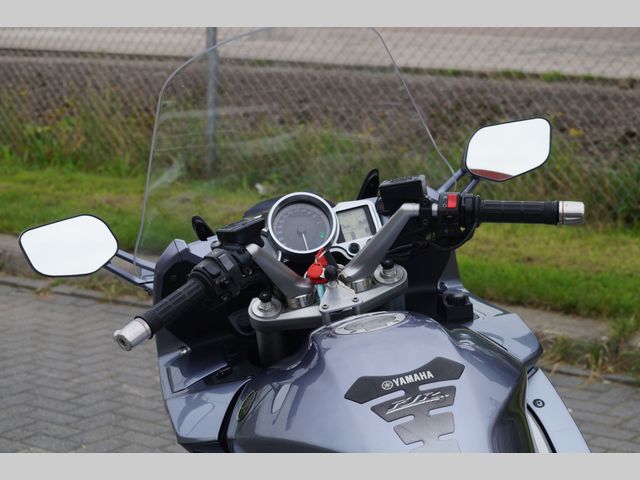yamaha - fjr-1300