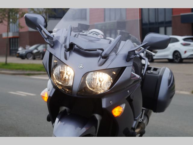 yamaha - fjr-1300