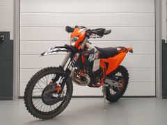 KTM 300 EXC TBI Hardenduro 2026 nieuw – foto 1 van 15