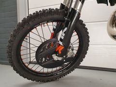 KTM 300 EXC TBI Hardenduro 2026 nieuw – foto 7 van 15