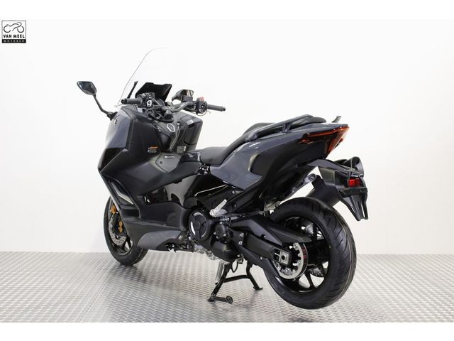yamaha - tmax-tech-max